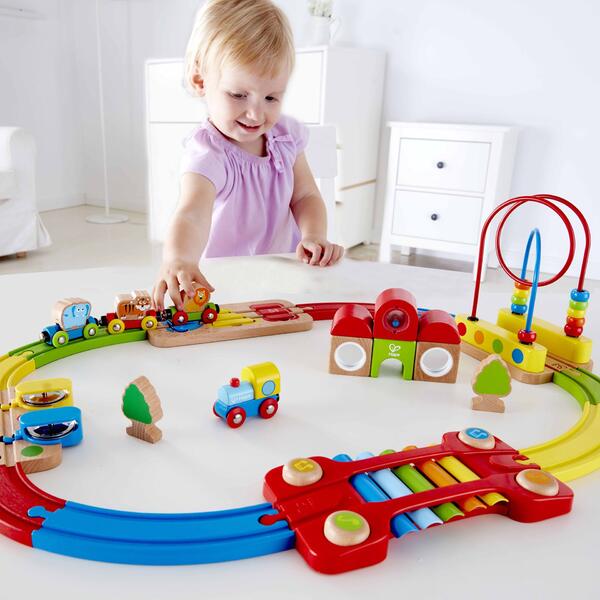 Hape Regenbogen Eisenbahnset